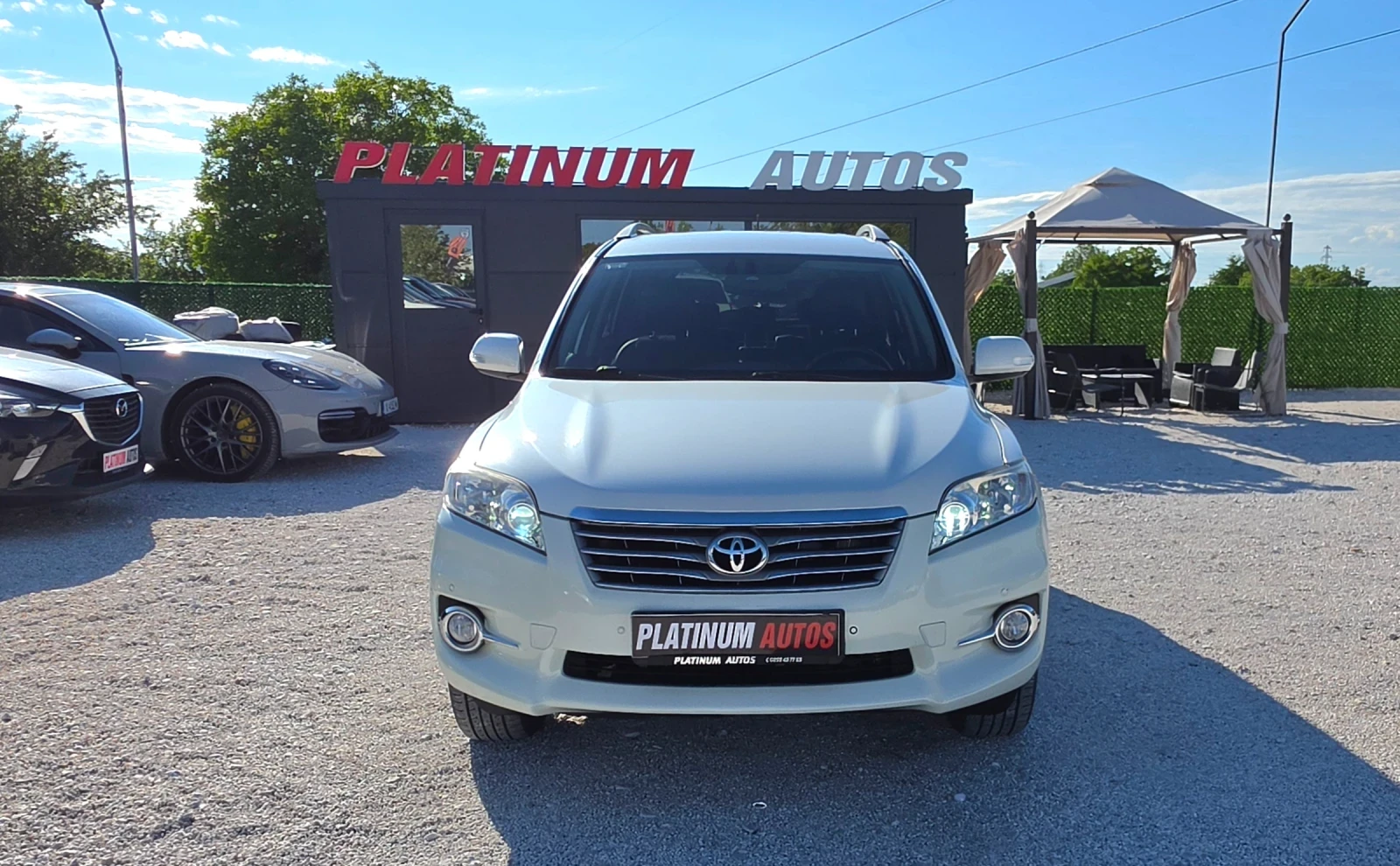Toyota Rav4 2.2D/4X4/PODGREV/KAMERA/NAVI/KEY LESS GO