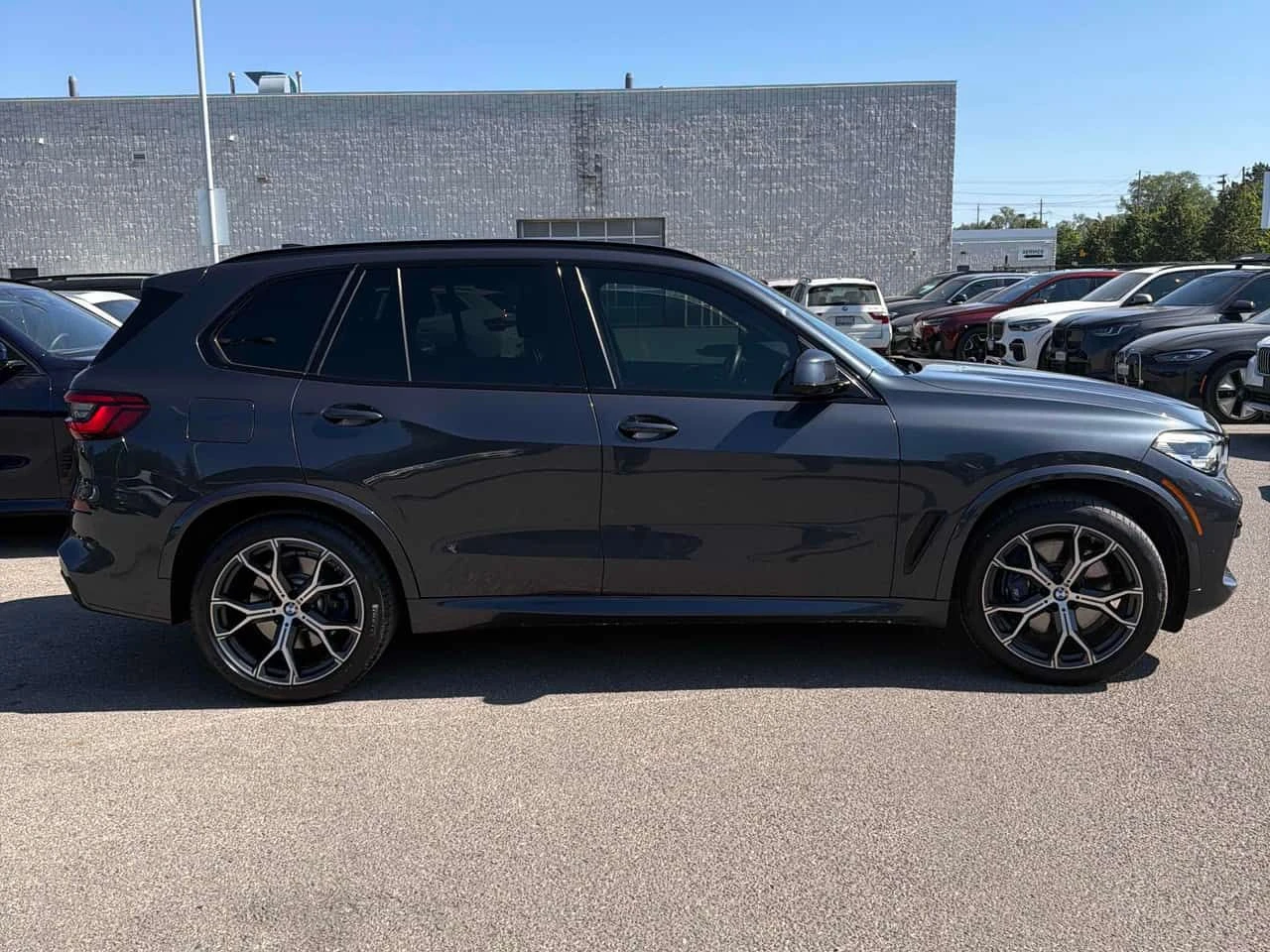 BMW X5 | 360 | МАСАЖИ | HUD | ВЪЗДУХ | , снимка 3 - Автомобили и джипове - 54769340