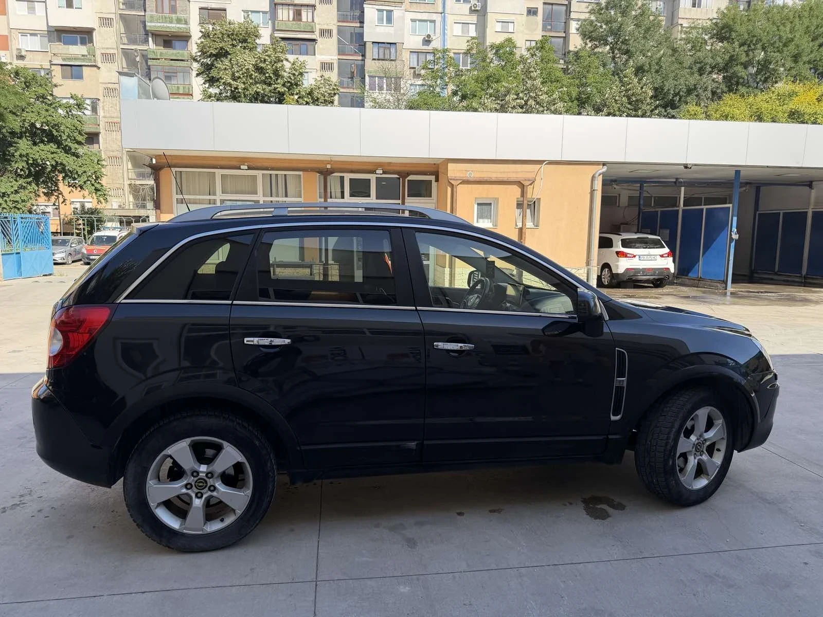 Opel Antara, снимка 3 - Автомобили и джипове - 55081710