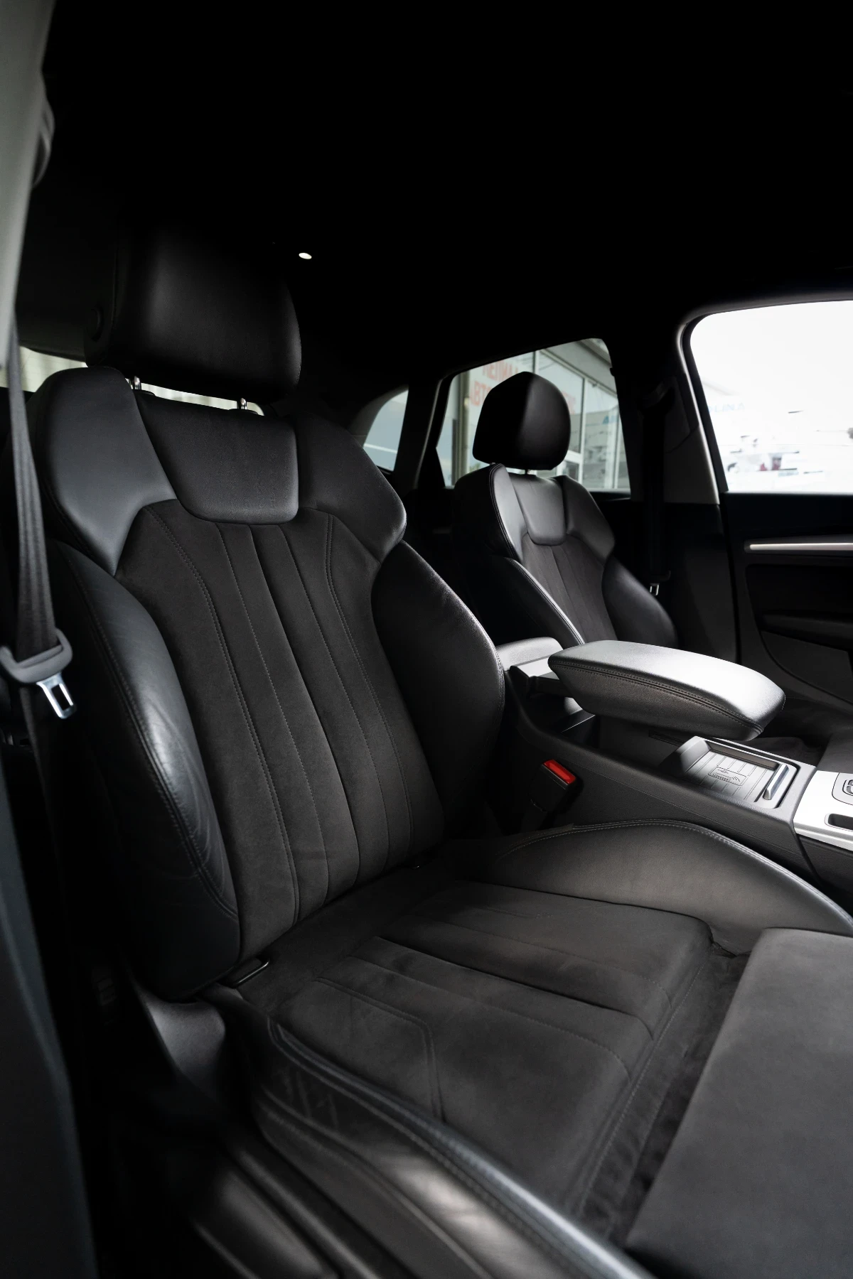 Audi Q5 Sport , снимка 15 - Автомобили и джипове - 55358992