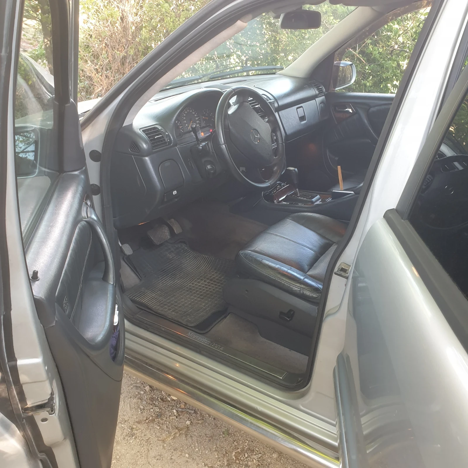 Mercedes-Benz ML 270, снимка 8 - Автомобили и джипове - 55596547