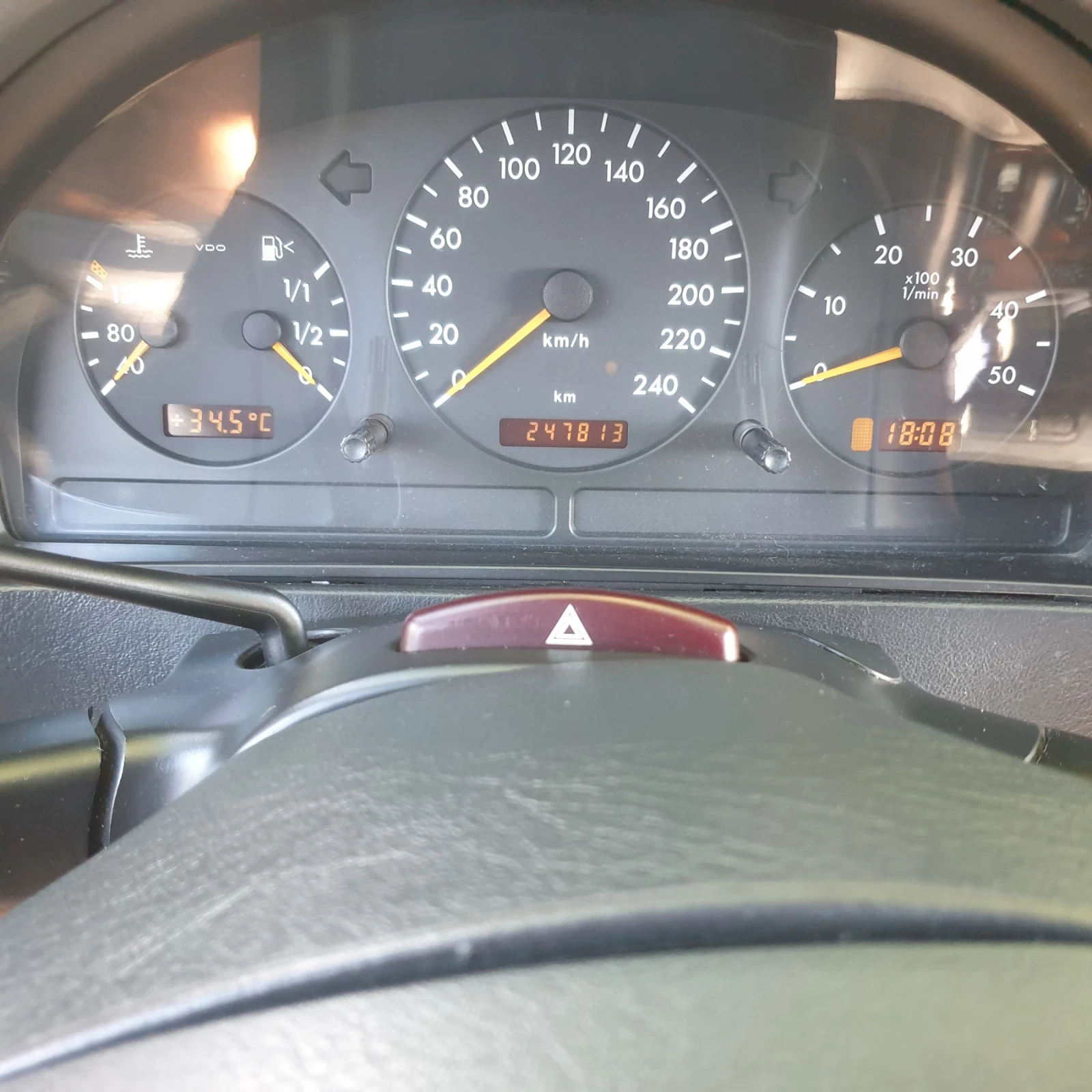 Mercedes-Benz ML 270, снимка 12 - Автомобили и джипове - 55596547