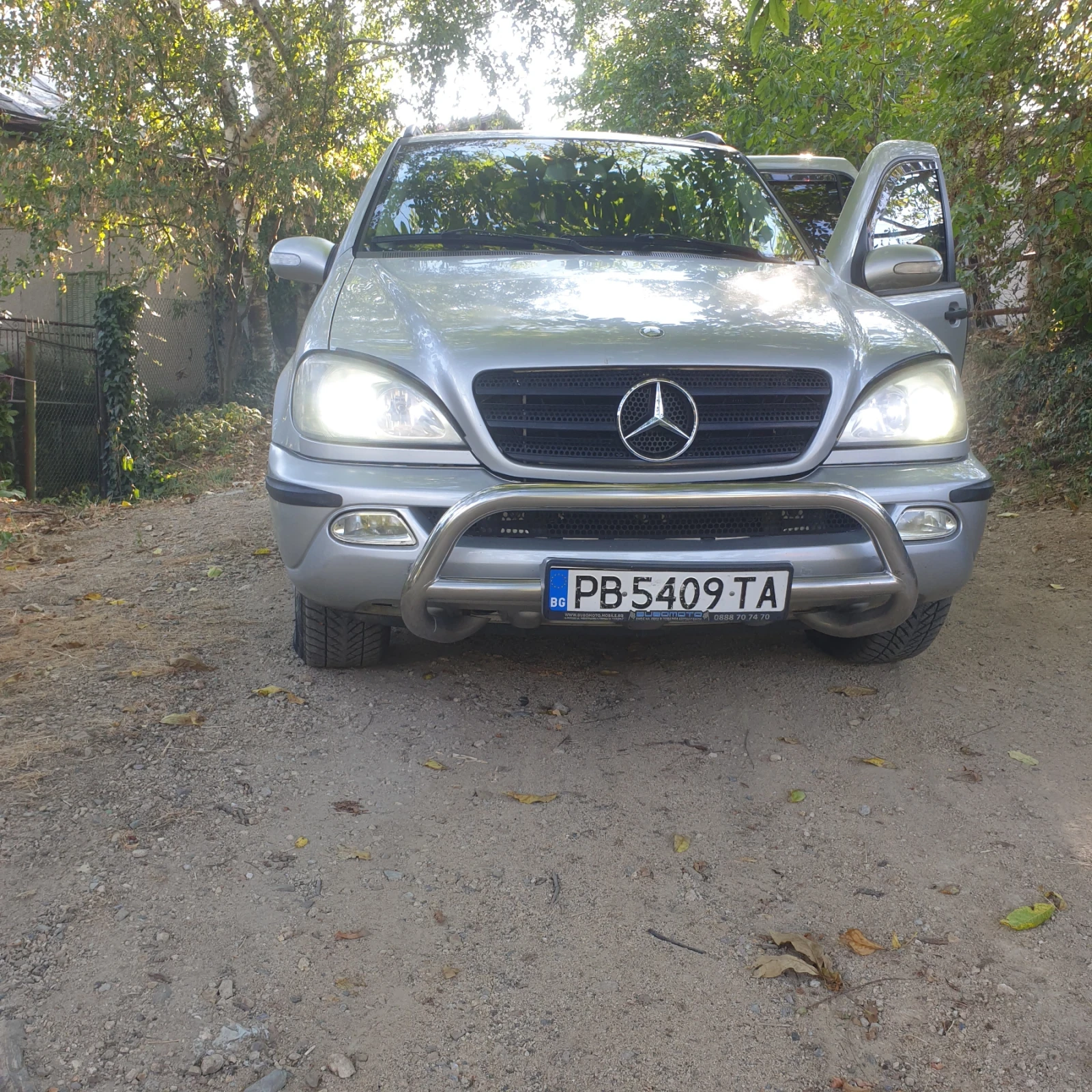 Mercedes-Benz ML 270, снимка 4 - Автомобили и джипове - 55596547