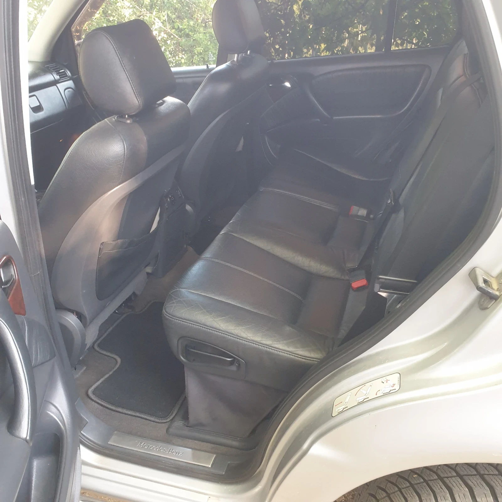 Mercedes-Benz ML 270, снимка 9 - Автомобили и джипове - 55596547