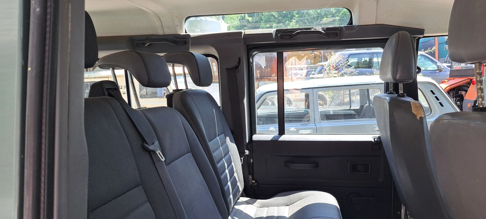Land Rover Defender 110 , снимка 10 - Автомобили и джипове - 55641546