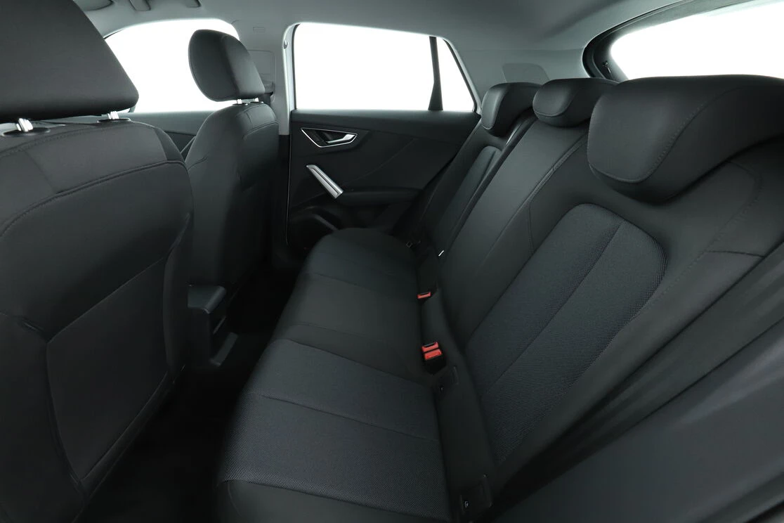 Audi Q2, снимка 3 - Автомобили и джипове - 55826800