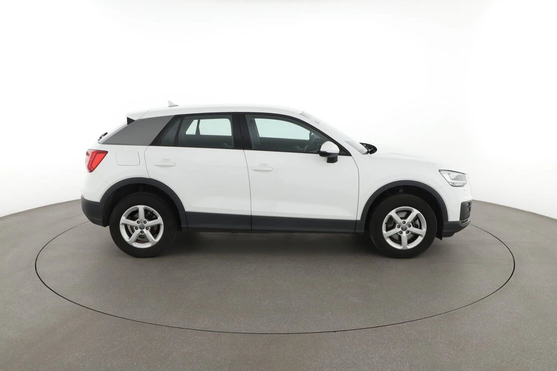 Audi Q2, снимка 9 - Автомобили и джипове - 55826800