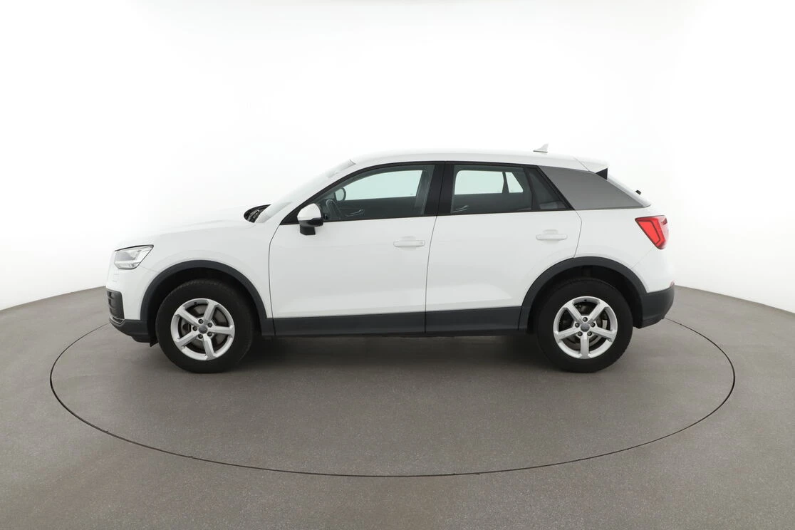 Audi Q2, снимка 6 - Автомобили и джипове - 55826800