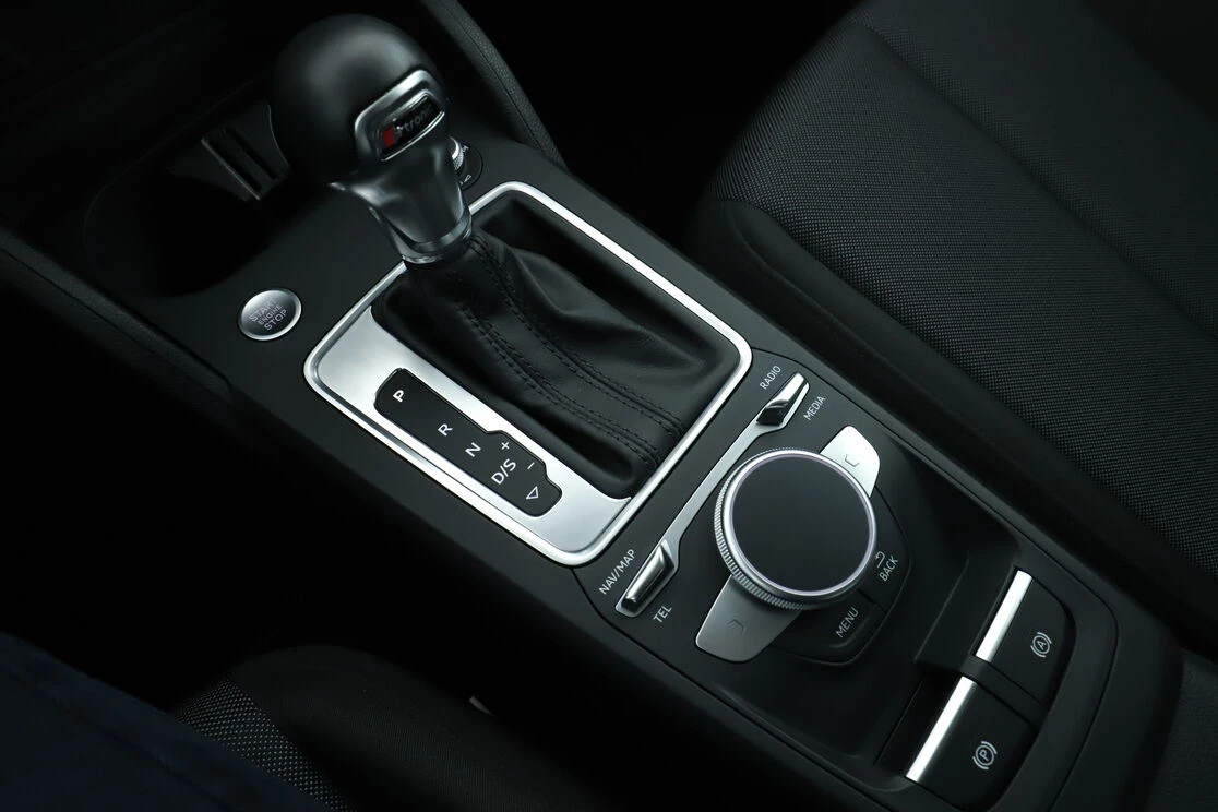 Audi Q2, снимка 14 - Автомобили и джипове - 55826800
