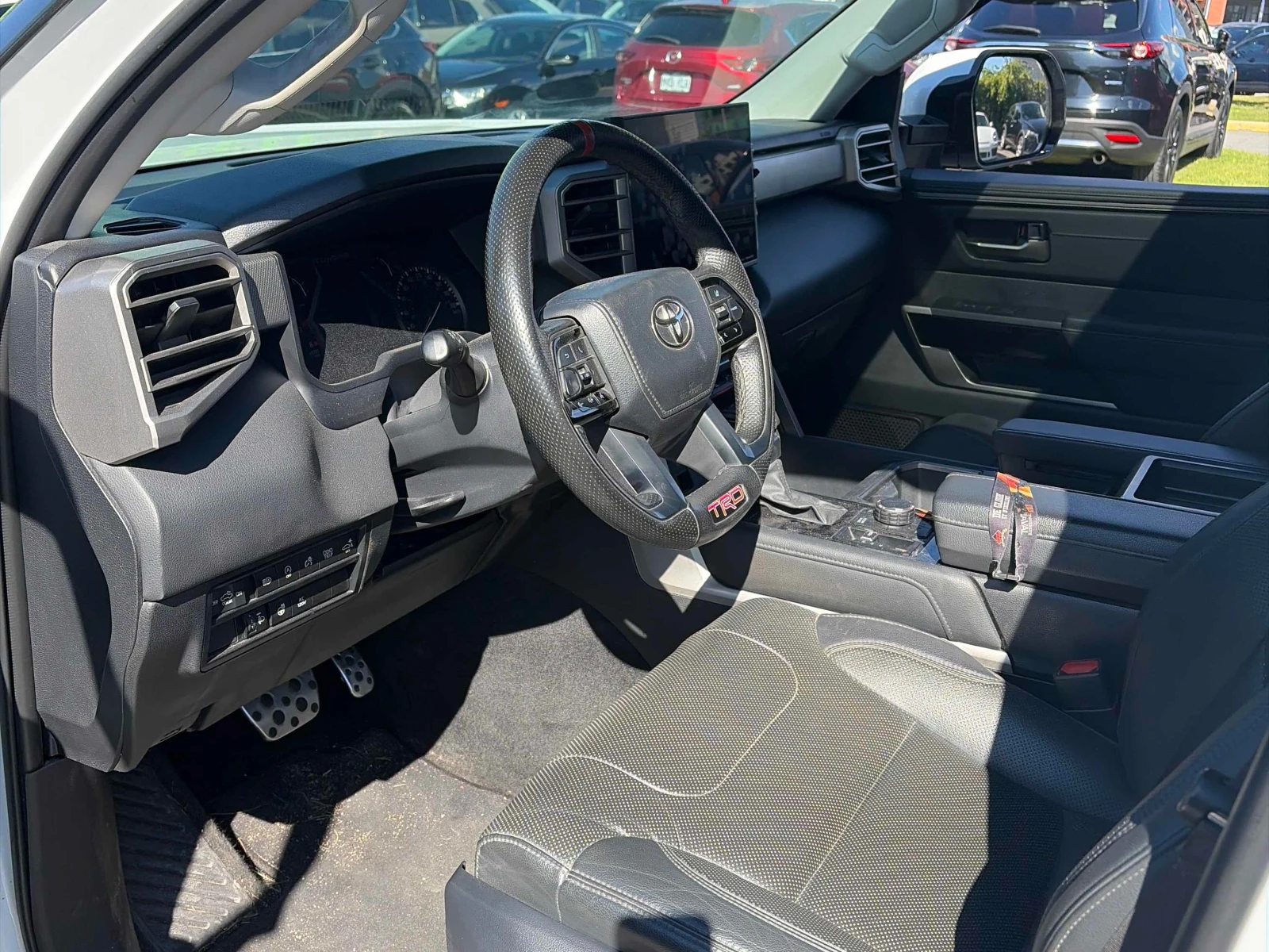 Toyota Tundra * Limited * АВТОКРЕДИТ БЕЗ ПЪРВОНАЧАЛНА ВНОСКА* , снимка 5 - Автомобили и джипове - 56128229
