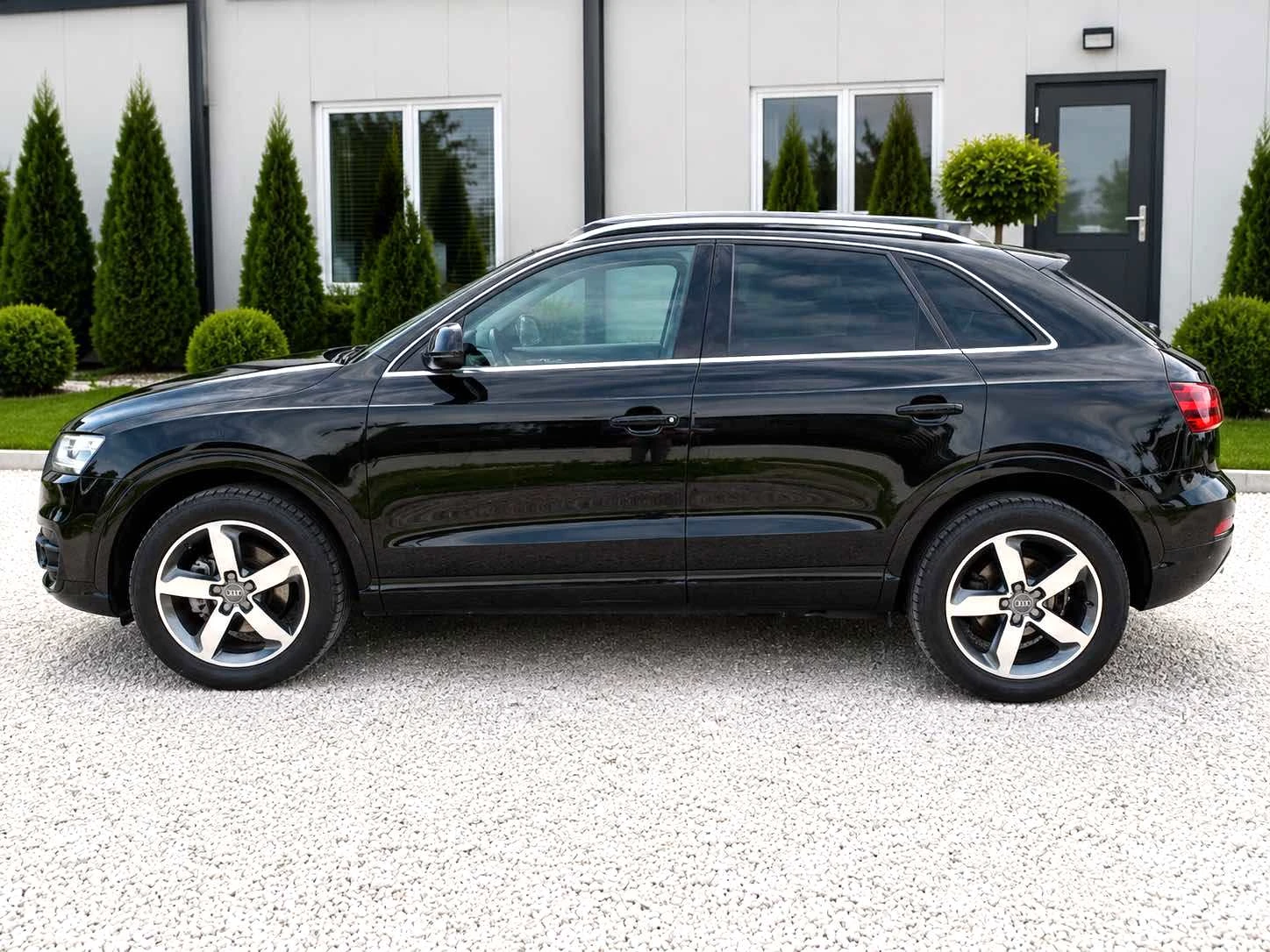 Audi Q3 4x4 S tronic, снимка 7 - Автомобили и джипове - 56569292