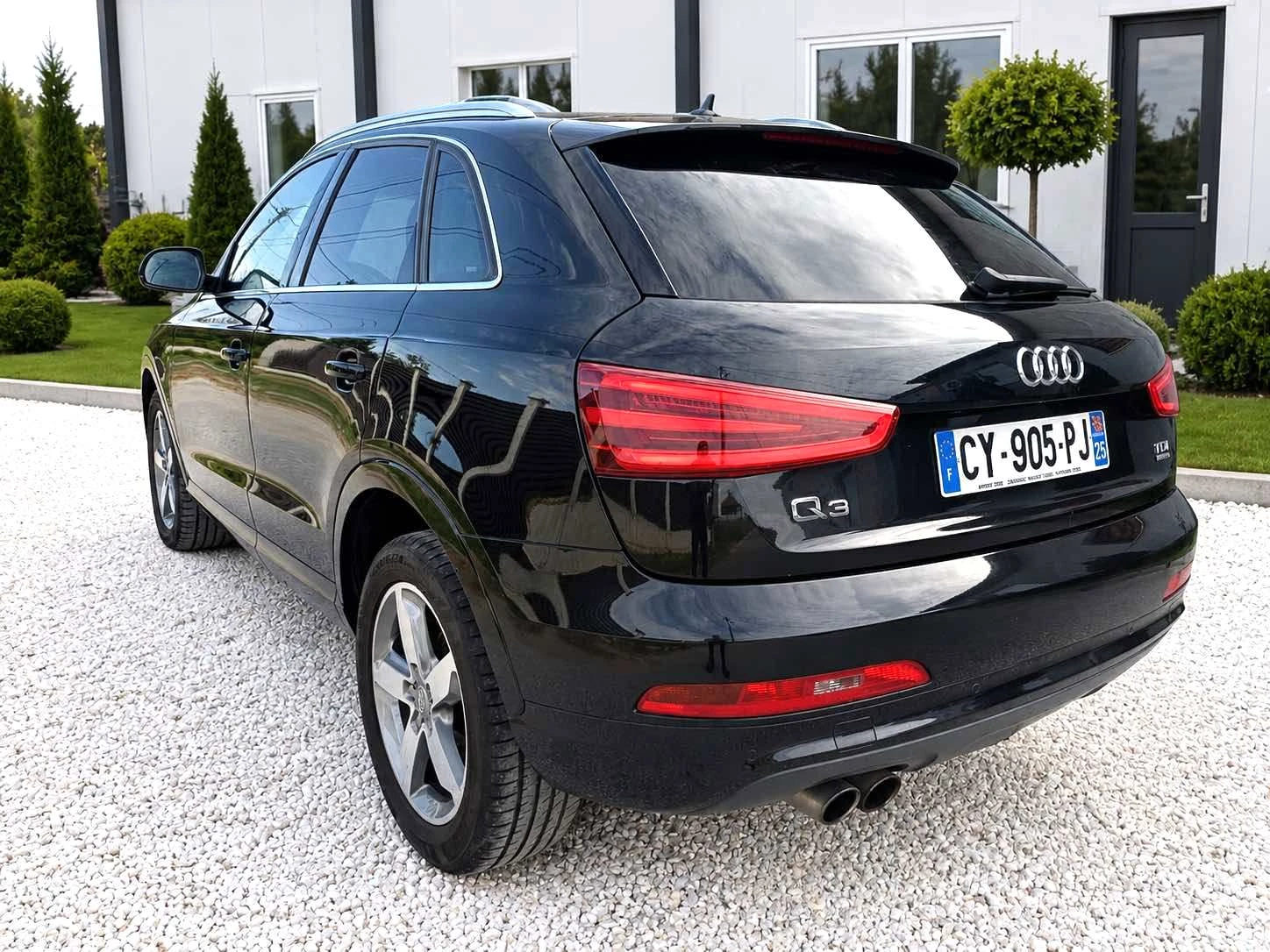 Audi Q3 4x4 S tronic, снимка 8 - Автомобили и джипове - 56569292