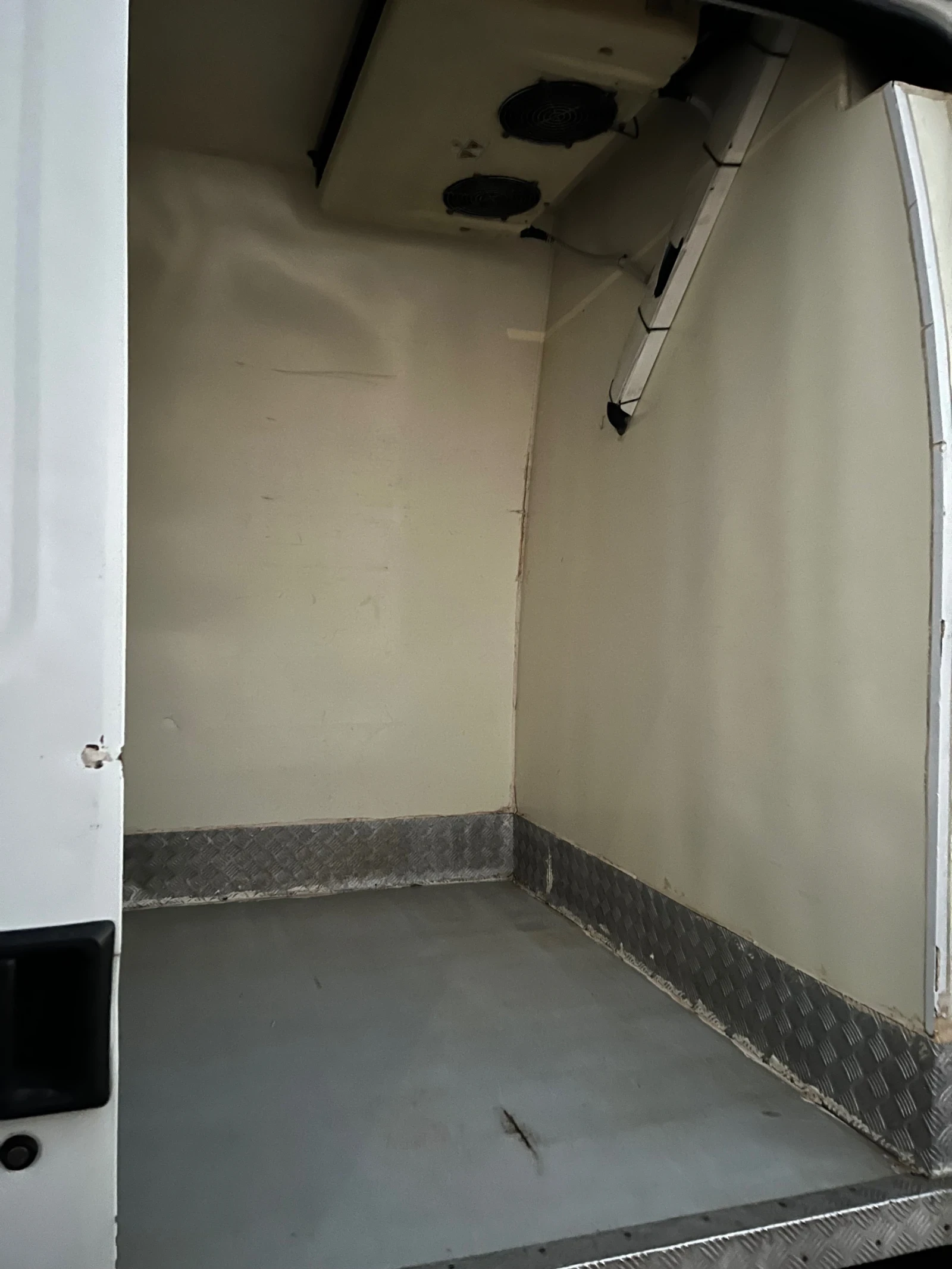 Iveco Daily 65C Категория С - изображение 9