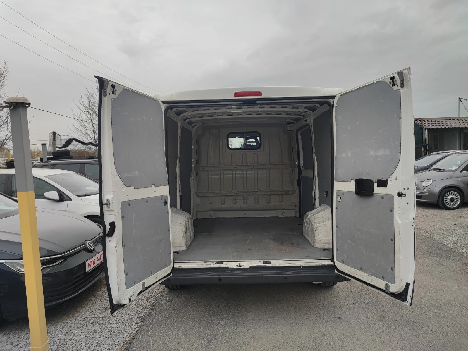 Peugeot Boxer 2.2D-110ks-6sk-ПАРКТРОНИК, снимка 17 - Бусове и автобуси - 54211921