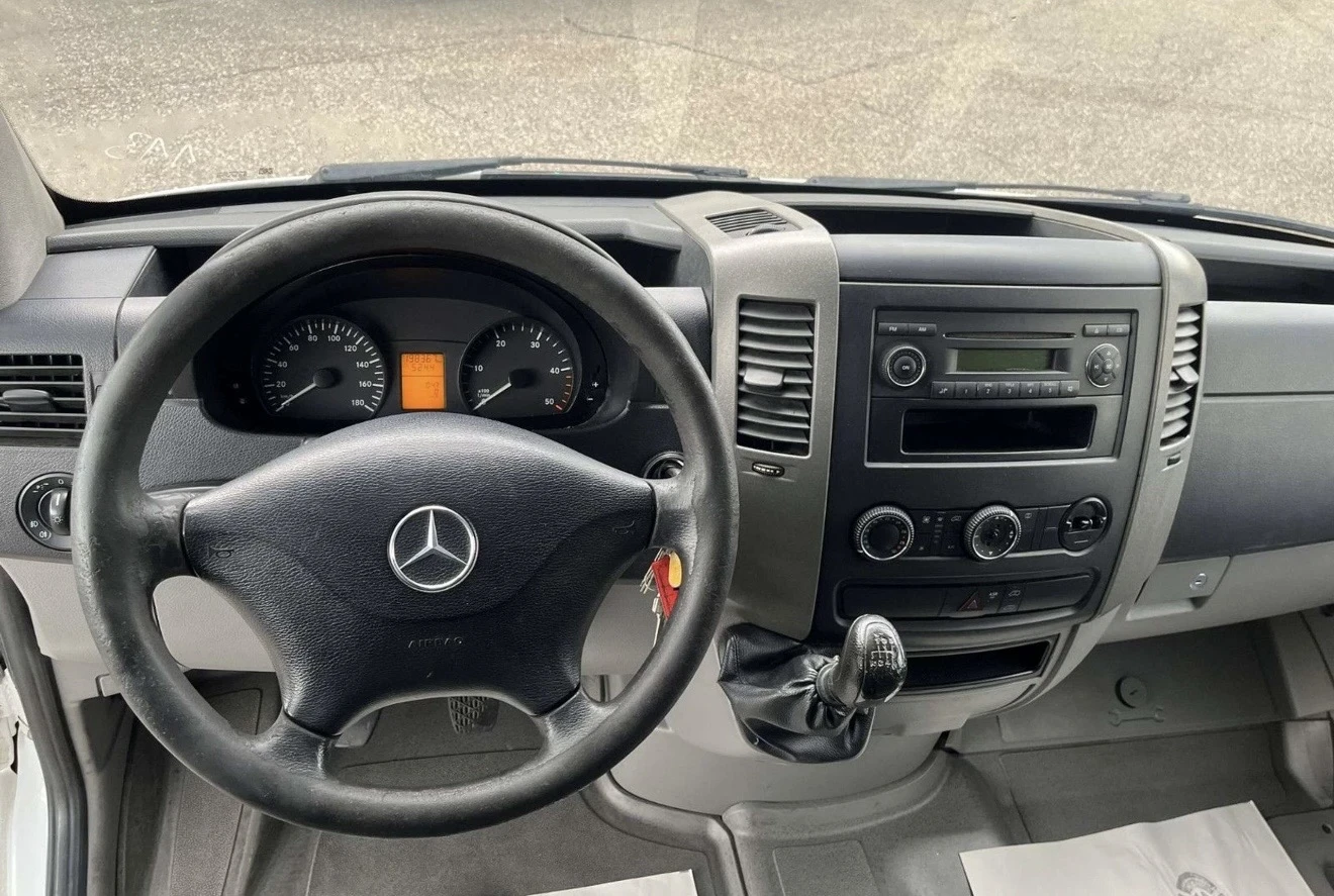 Mercedes-Benz Sprinter 313, снимка 10 - Бусове и автобуси - 56336264