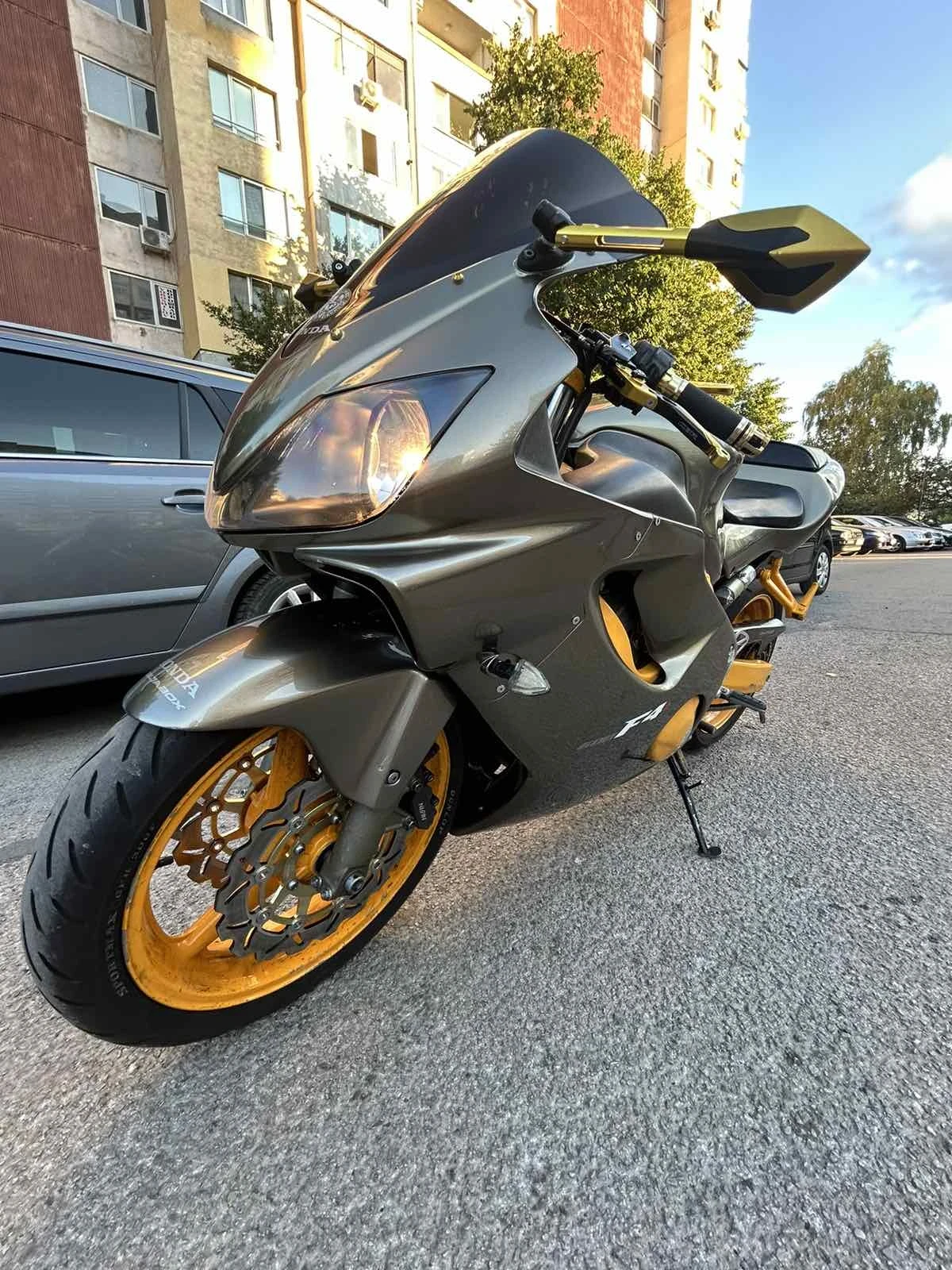 Honda Cbr CBR F4i - изображение 6