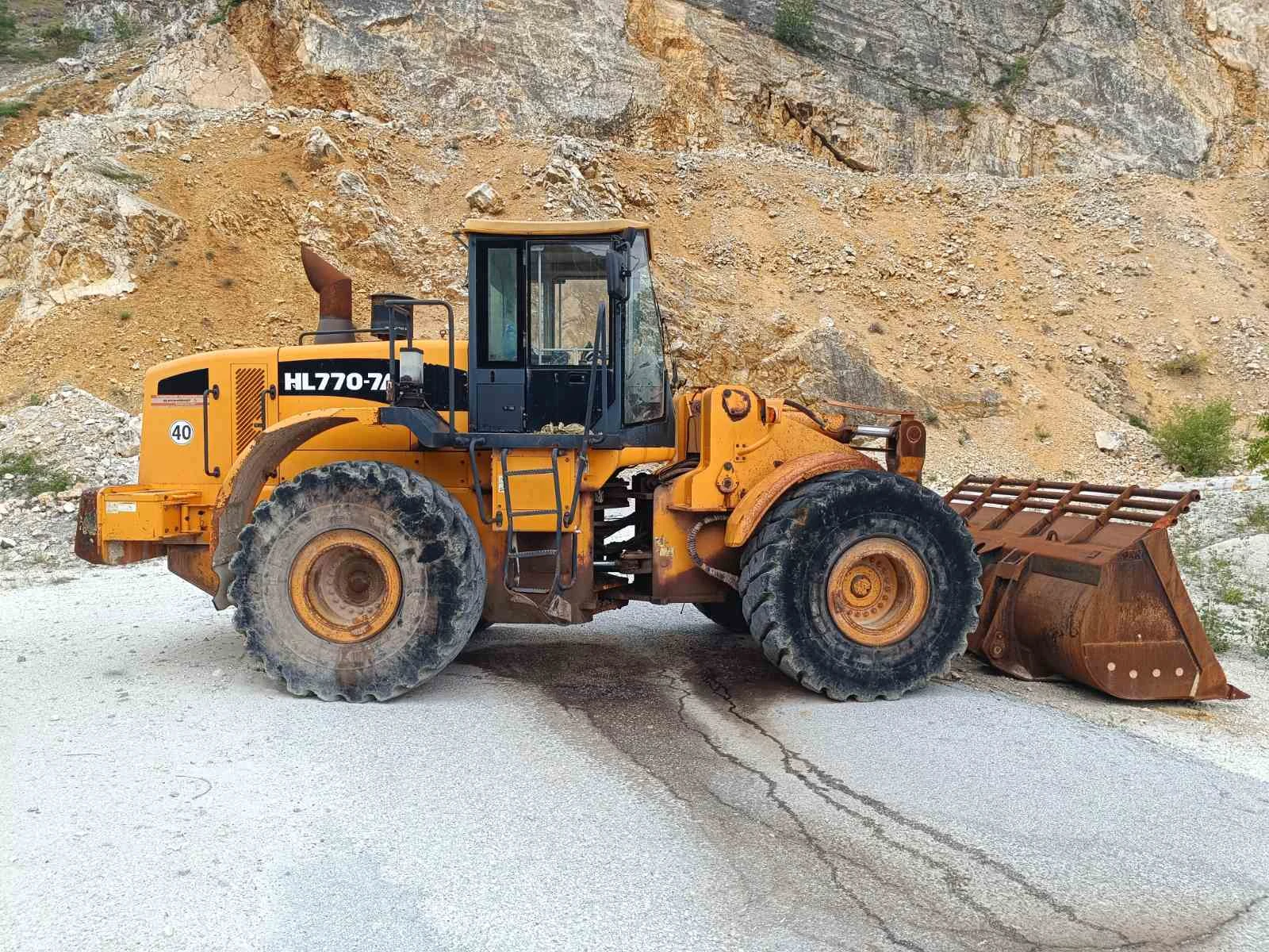 Челен товарач Hyundai HL 770-7А
