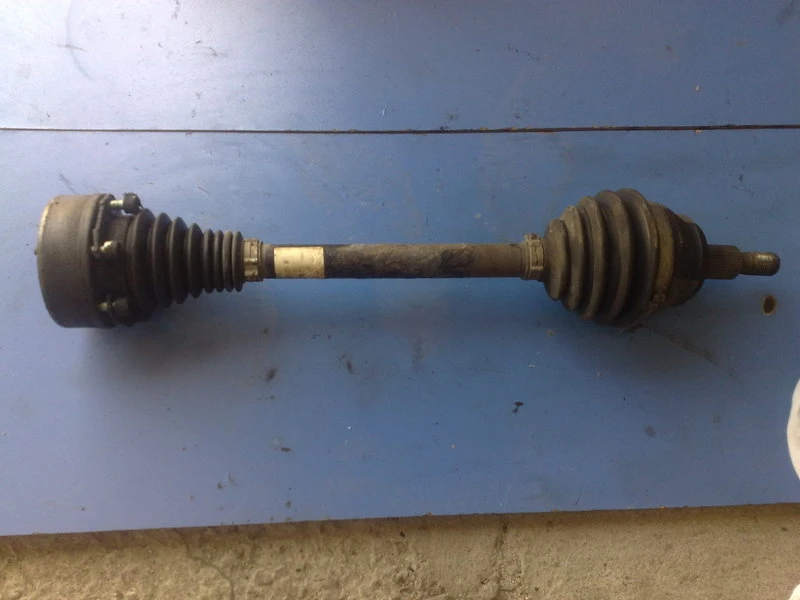      3 1.8 (1) | Mobile.bg   1