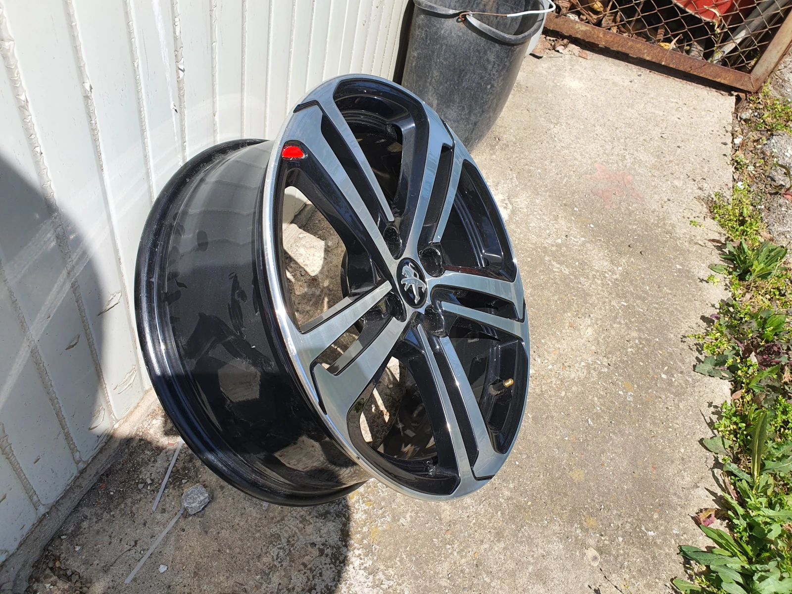 Джанти за Peugeot 2008, снимка 2 - Гуми и джанти - 54230415