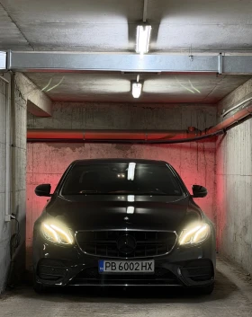 Mercedes-Benz E 220, снимка 3