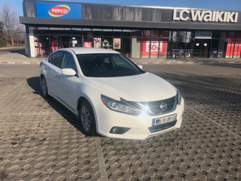 Nissan Altima, снимка 4 - Автомобили и джипове - 46981012