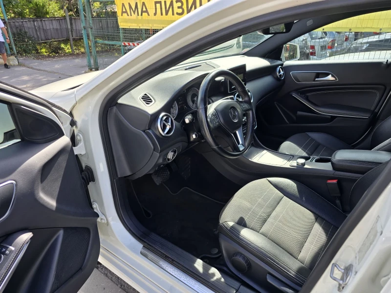 Mercedes-Benz A 180 AMG/LED, снимка 6 - Автомобили и джипове - 47355527