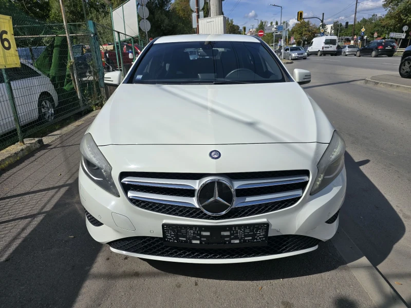 Mercedes-Benz A 180 AMG/LED, снимка 2 - Автомобили и джипове - 47355527