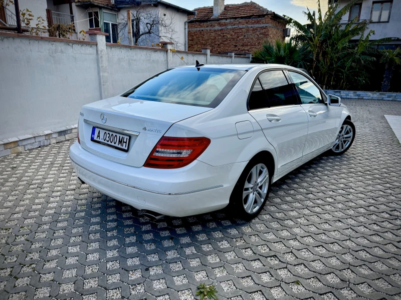 Mercedes-Benz C 300 4x4, снимка 2 - Автомобили и джипове - 48264281