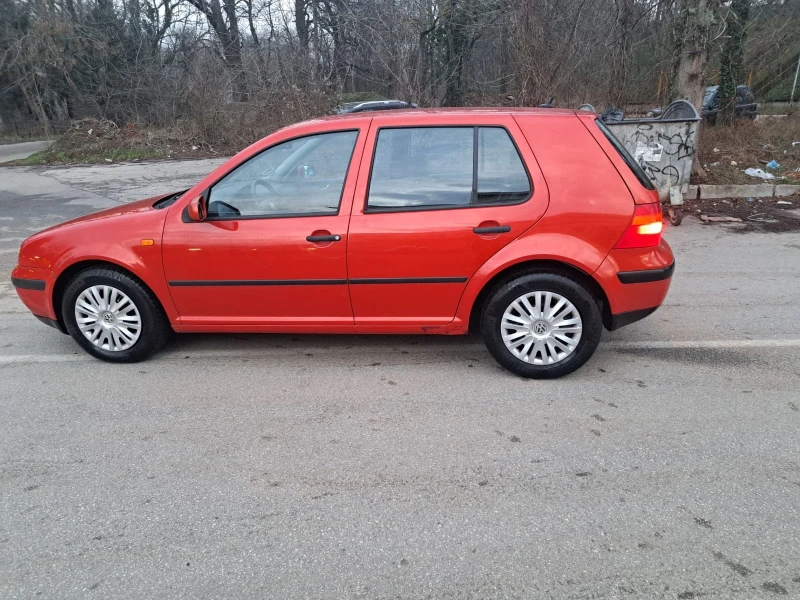 VW Golf 1.6, снимка 2 - Автомобили и джипове - 48514547