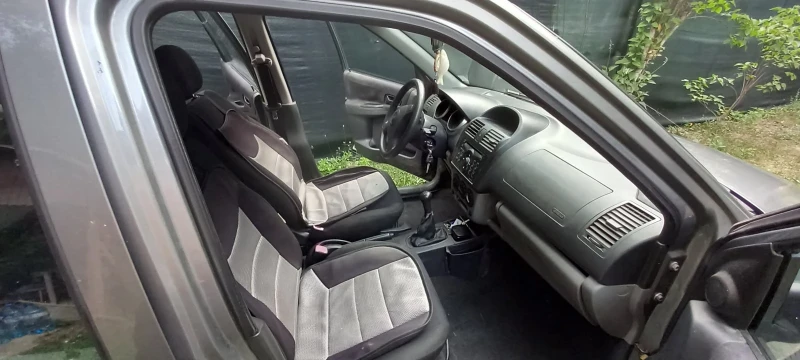 Subaru Justy, снимка 5 - Автомобили и джипове - 52540770