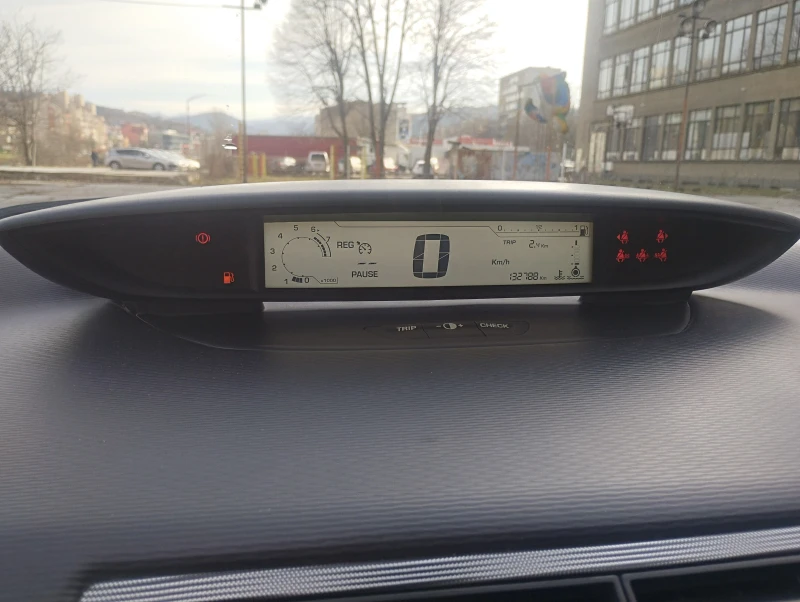 Citroen C4 1.4 90 бензин , снимка 15 - Автомобили и джипове - 51831787