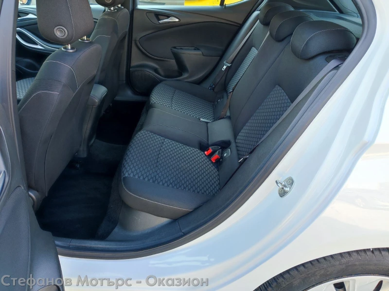 Opel Astra Enjoy 1.4 Turbo (125hp) MT6, снимка 13 - Автомобили и джипове - 49196376