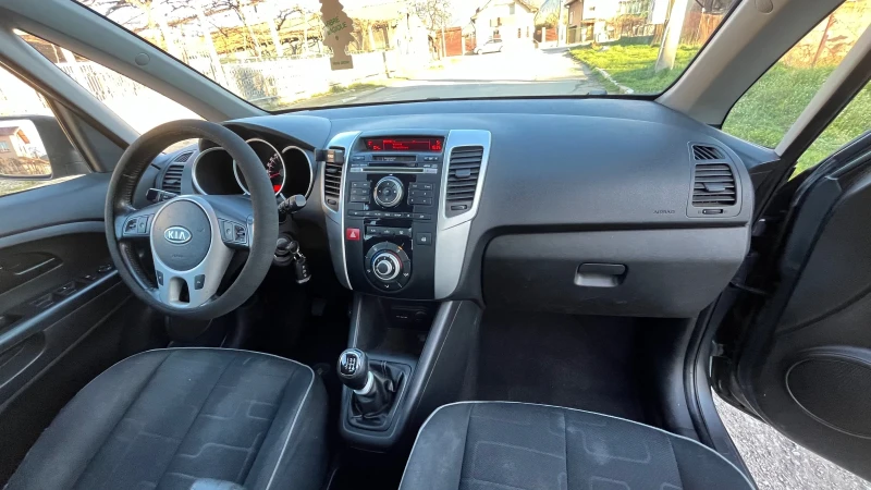 Kia Venga 1.4 , снимка 10 - Автомобили и джипове - 49582481