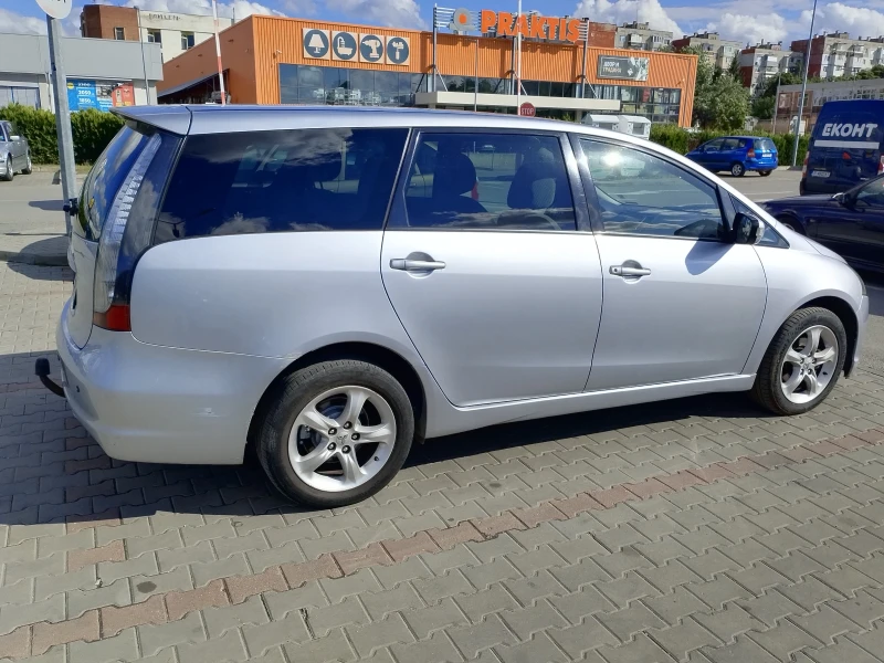 Mitsubishi Grandis, снимка 4 - Автомобили и джипове - 52679552