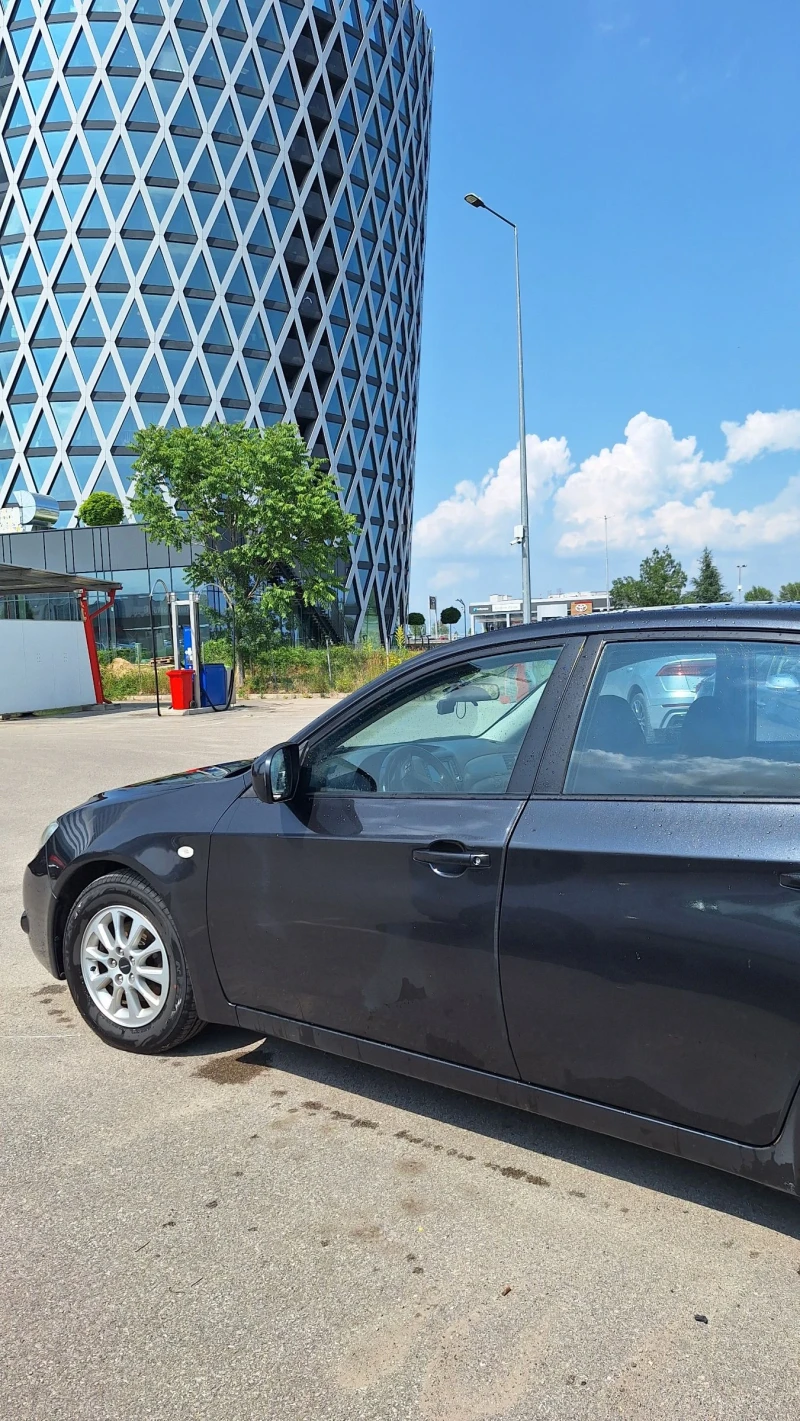 Subaru Impreza 1.5 AWD/ Регистрирана / ГАЗ / Италия / Нови гуми, снимка 5 - Автомобили и джипове - 52474433