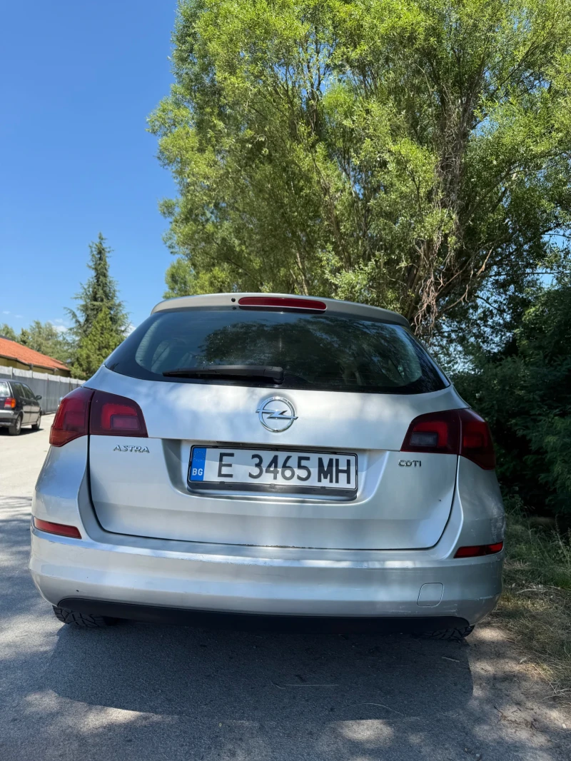 Opel Astra, снимка 4 - Автомобили и джипове - 52452192