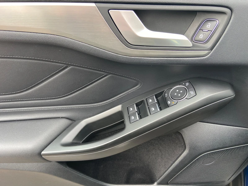 Ford Focus ПОДАРЪК РЕГИСТРАЦИЯ!!!, снимка 7 - Автомобили и джипове - 51911392