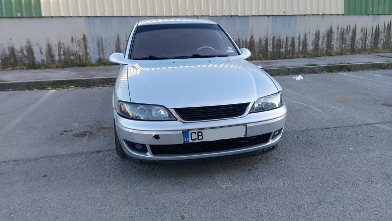 Opel Vectra 2.2 DTI, снимка 5 - Автомобили и джипове - 52282465