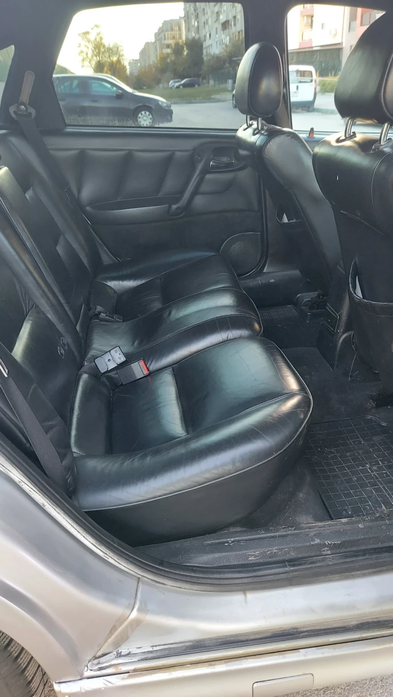Opel Vectra 2.2 DTI, снимка 11 - Автомобили и джипове - 52282465