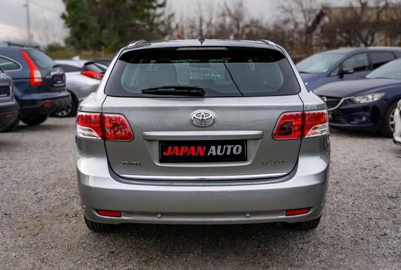 Toyota Avensis 1.8 VVT-i | С ГАРАНЦИЯ , снимка 5 - Автомобили и джипове - 52638979