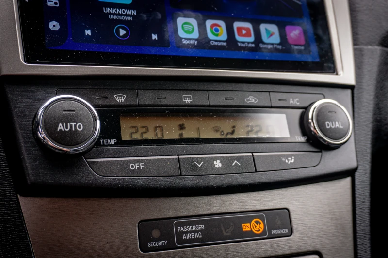 Toyota Avensis 1.8 VVT-i | С ГАРАНЦИЯ , снимка 10 - Автомобили и джипове - 52638979