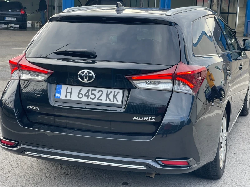 Toyota Auris 1.6, снимка 6 - Автомобили и джипове - 52969073
