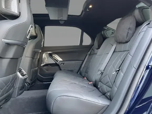 BMW i7 M70 xDrive = Shadow Line = Гаранция, снимка 13 - Автомобили и джипове - 53914673