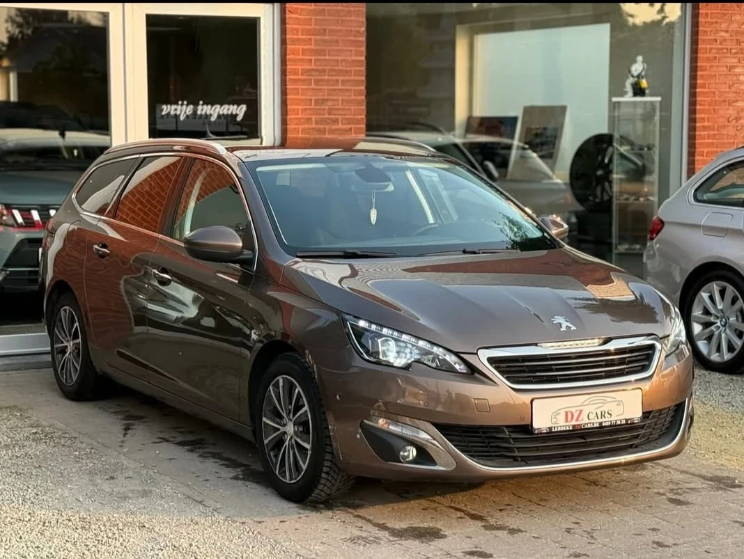 Peugeot 308 1.2 бензин турбо 131к.с, снимка 1