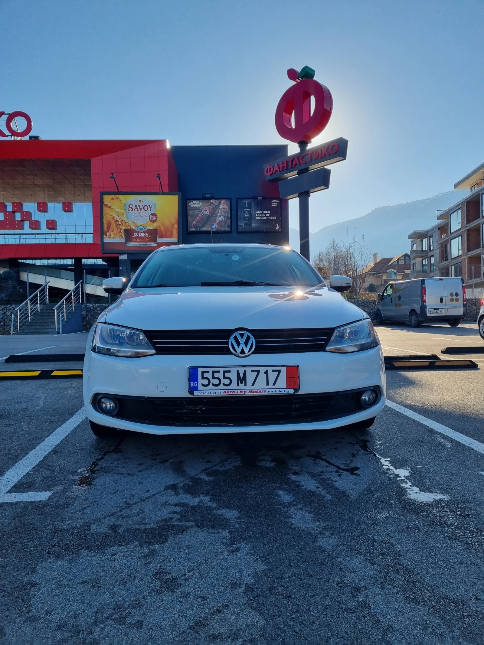 VW Jetta 2.0 TDI 150  - [1] 