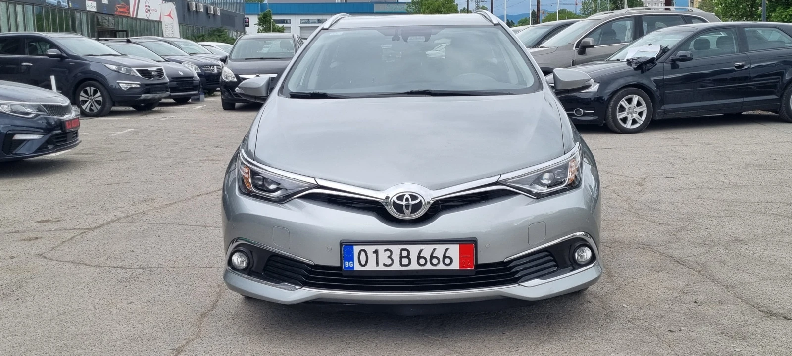 Toyota Auris 1.6 D4D 114k.c UNIKAT ITALIA EURO 6B  - [1] 