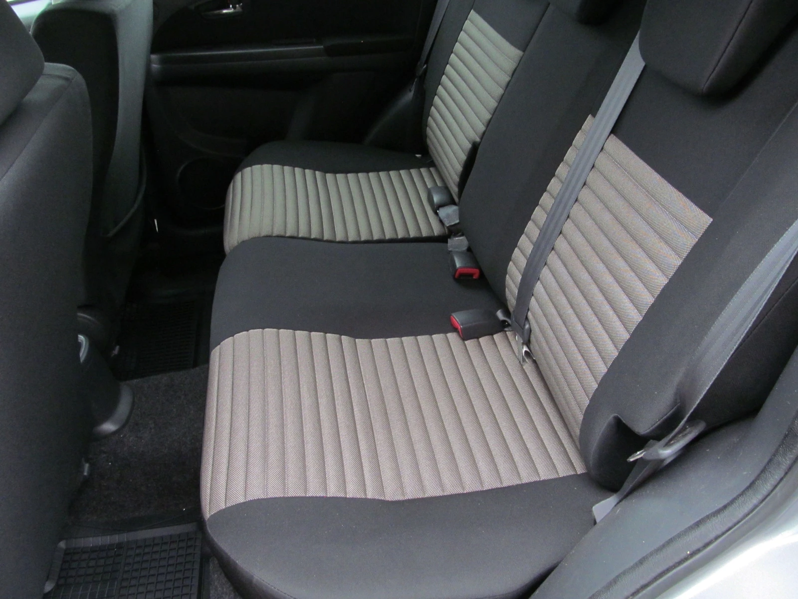 Fiat Sedici 2.0DIESEL/4x4 | Mobile.bg — изображение 11