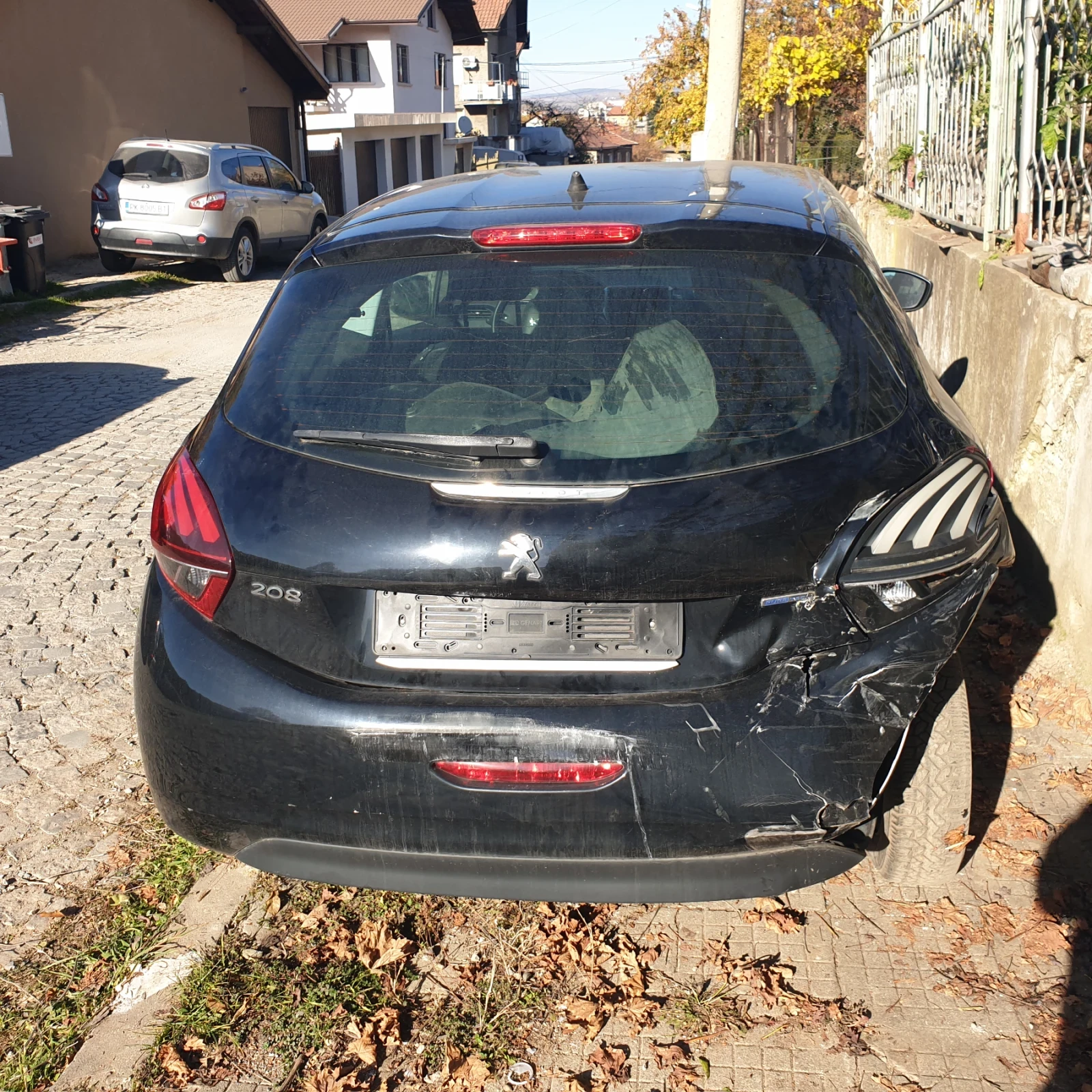 Peugeot 208 1.2 EURO6 | Mobile.bg — изображение 12