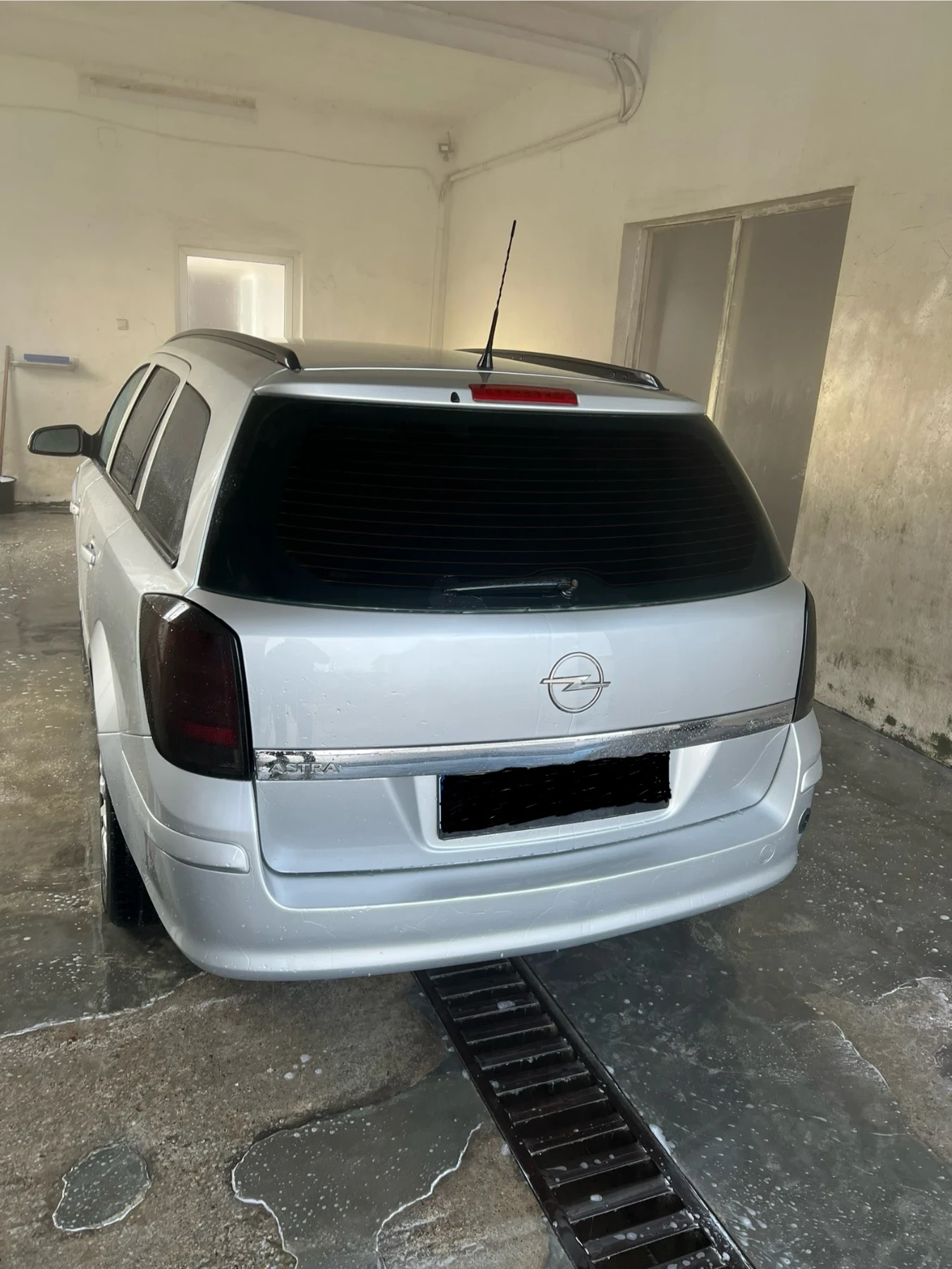 Opel Astra 1.6 - изображение 2
