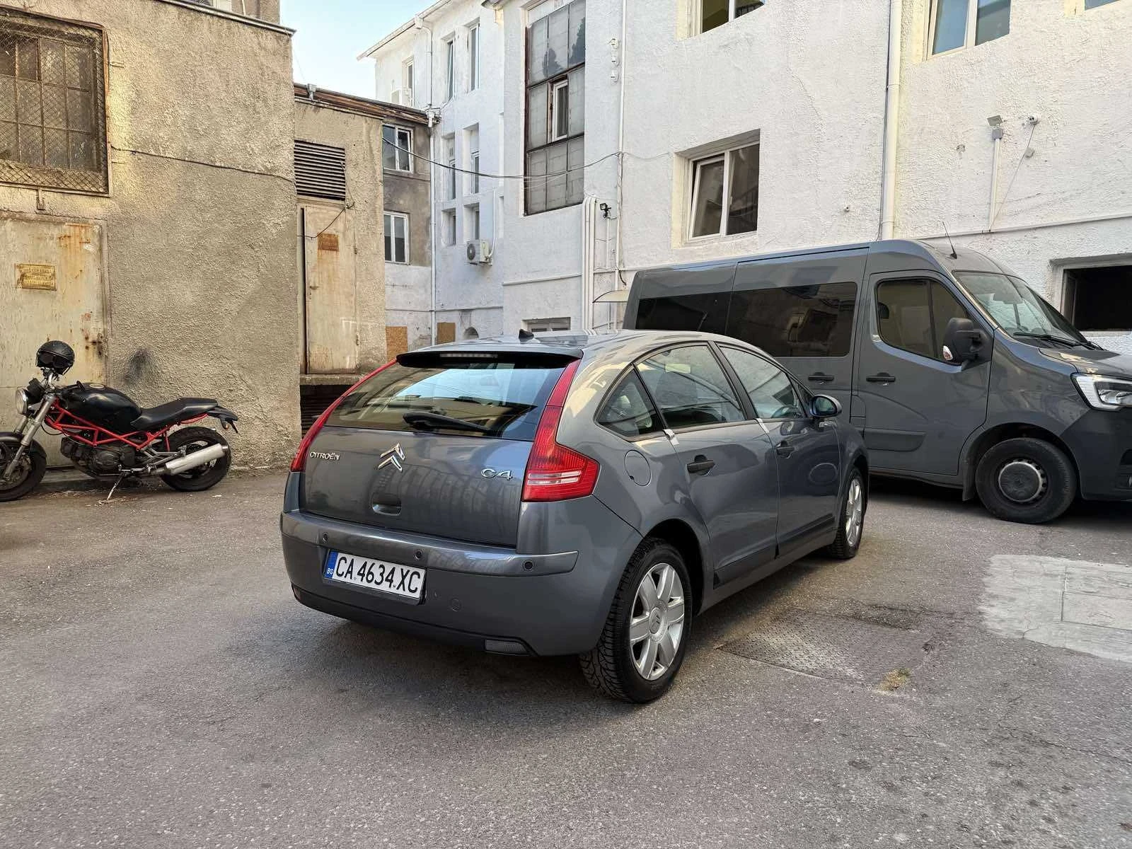 Citroen C4 1.6 БЕНЗИН / ЕВРО 4/ 1 СОБСТВЕНИК - изображение 5